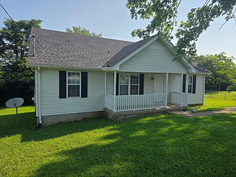 1118 Pyburns Pl — Photo 1