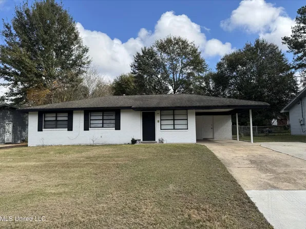 11406 Harris Dr, Gulfport, MS 39503