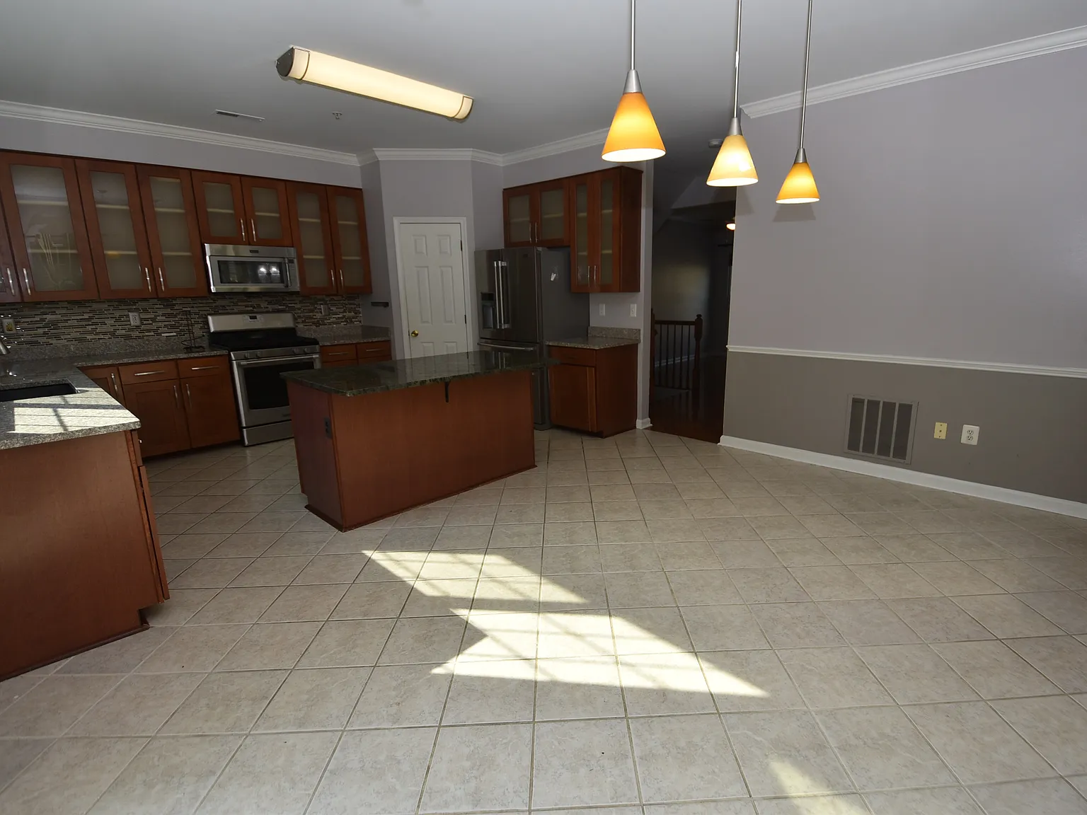 2711 Summers Ridge Dr — Photo 4