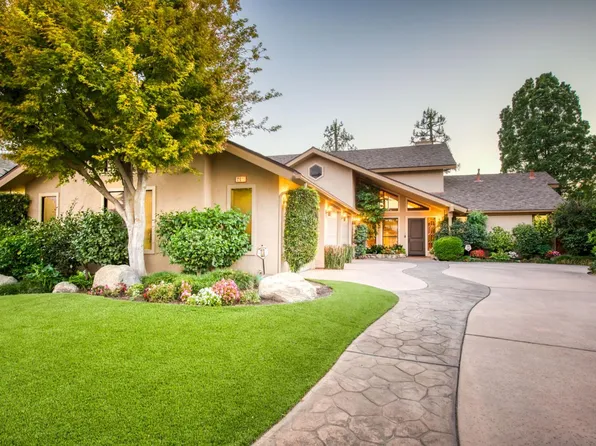 761 E Wood Duck Cir, Fresno, CA 93730