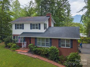 112 Hazelview Dr, Waynesville, NC 28786