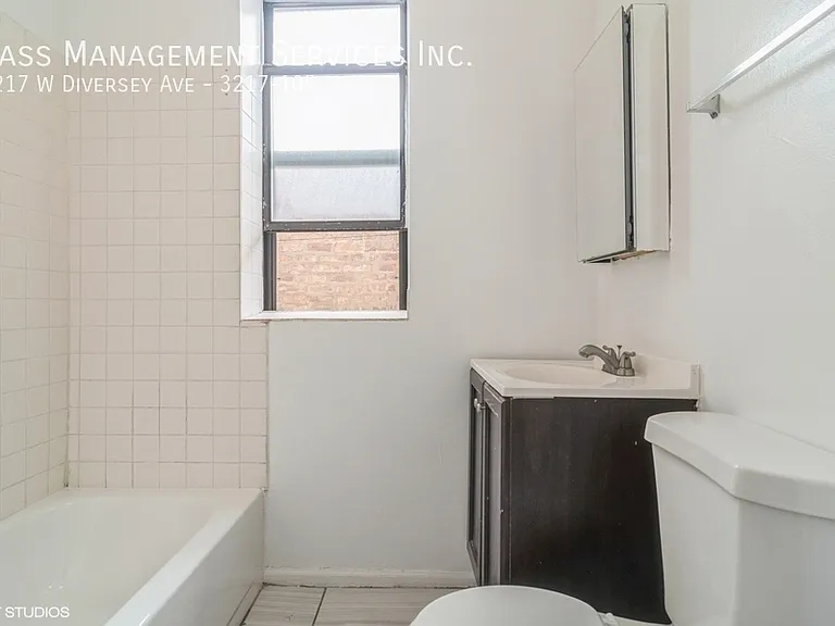 3213-23 W Diversey Ave — Photo 6