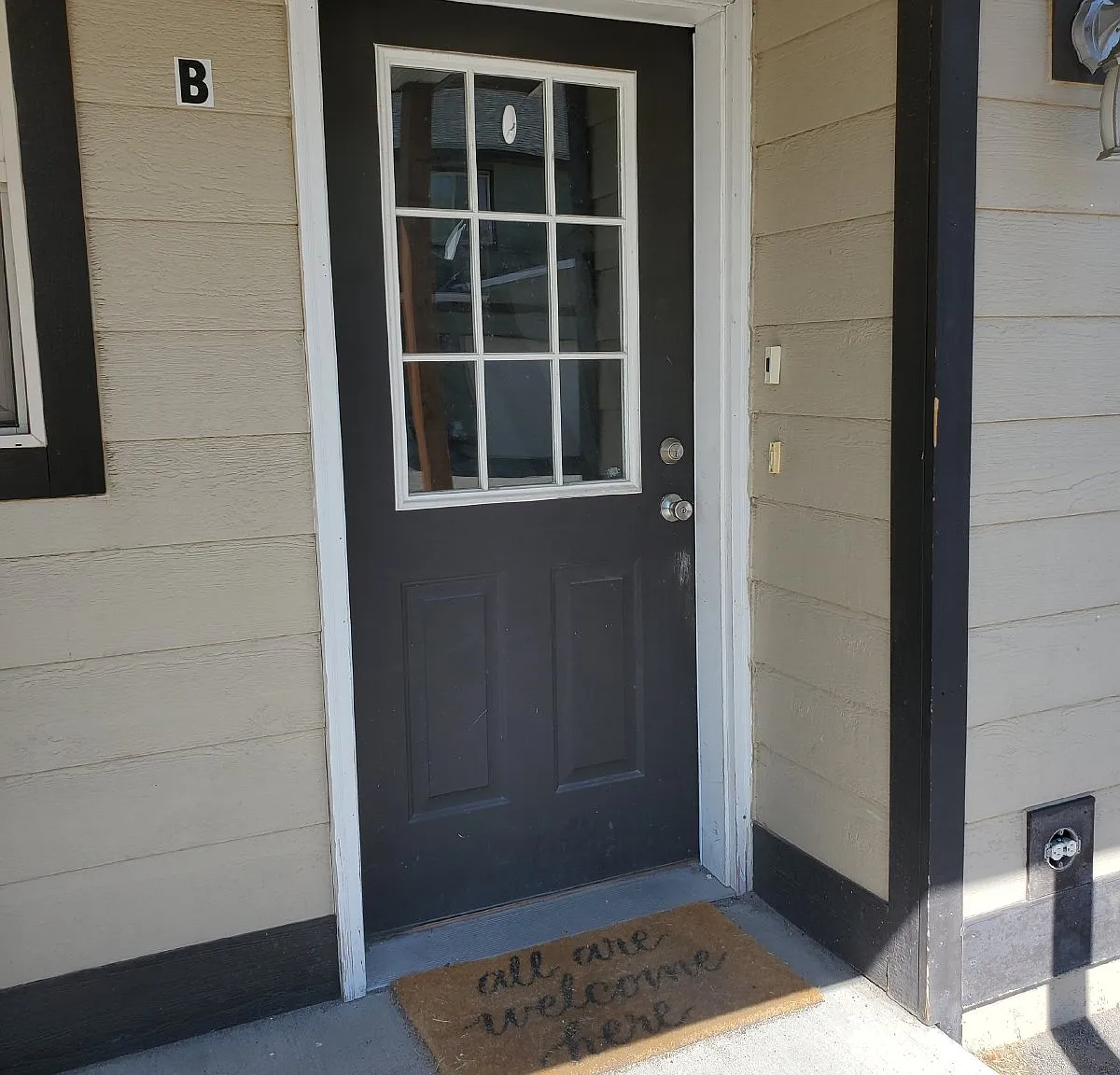 3 bed, 2.0 bath, $1,900 — Photo 4