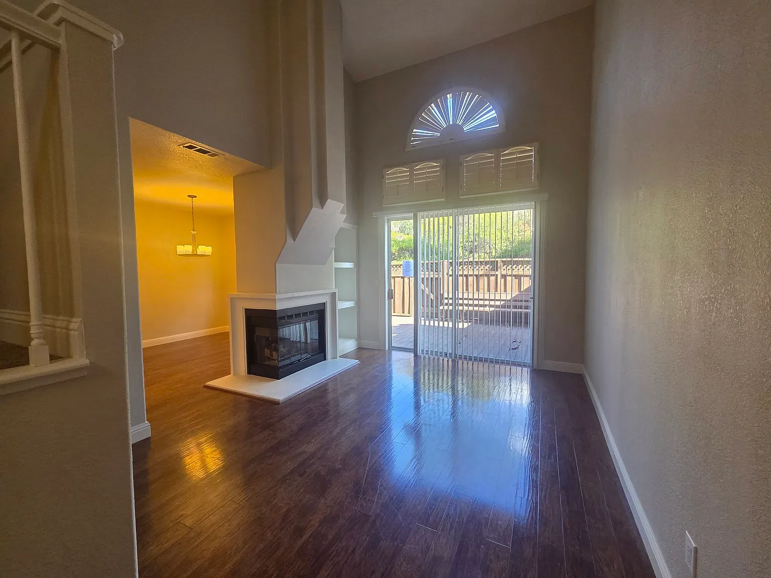 2 bed, 2.5 bath, 1461 sqft, $3,850 — Photo 4