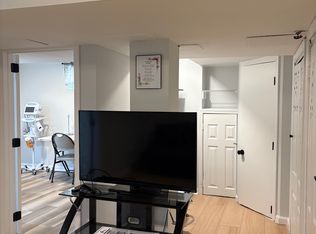 99 Fairview Ave #1, Bridgeport, CT 06606