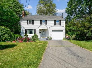 55 Prospect St, Bloomfield, CT 06002