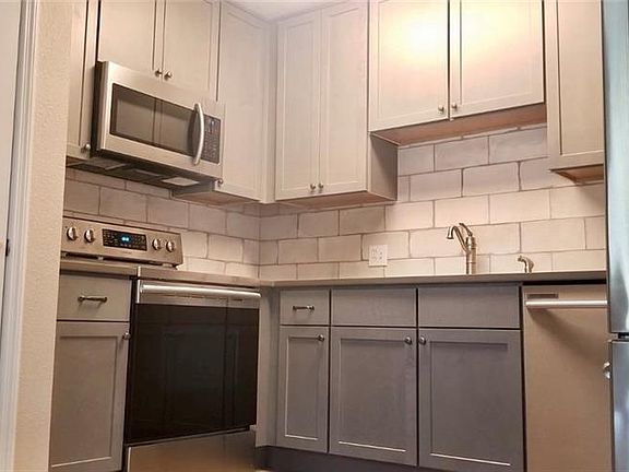 3rd image of 13691 Orange Sunset Dr Unit 201