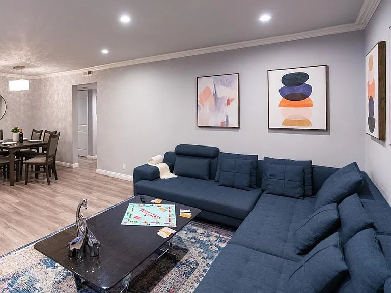 4358 Mammoth Ave #2 — Photo 4