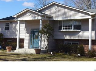 171 Grandview Ave, Monsey, NY 10952