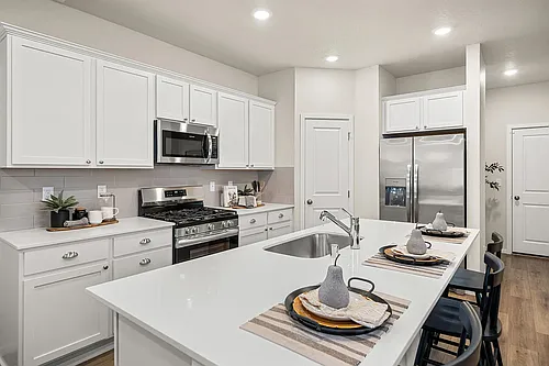 24515 E Feather Loop Photo 1