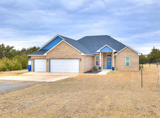 5465 Little Farms Rd, Guthrie, OK 73044