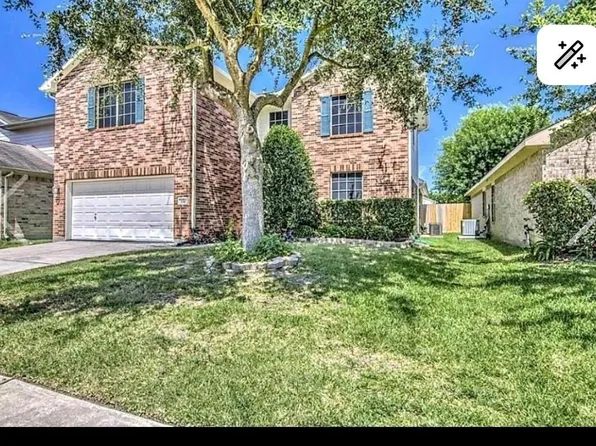 7910 Pelican Ln, Baytown, TX 77523