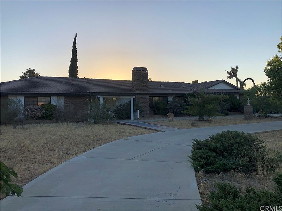 2nd image of 13780 Hopi Rd
