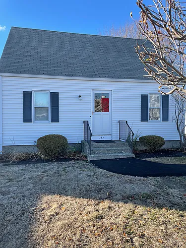 283 Newport Ave Photo 1