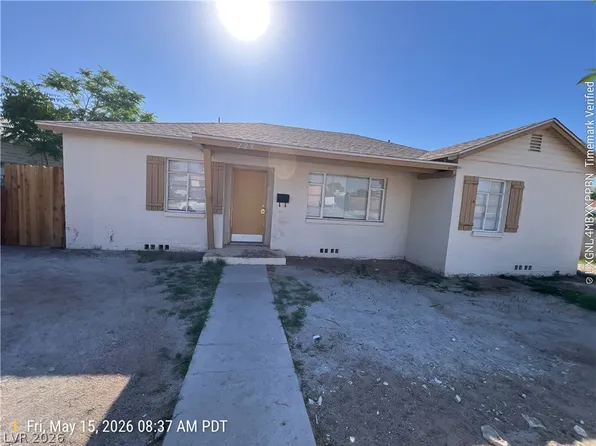 229 Circle Dr, Las Vegas, NV 89101