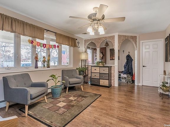 4th image of 361 Carnegie Blvd
