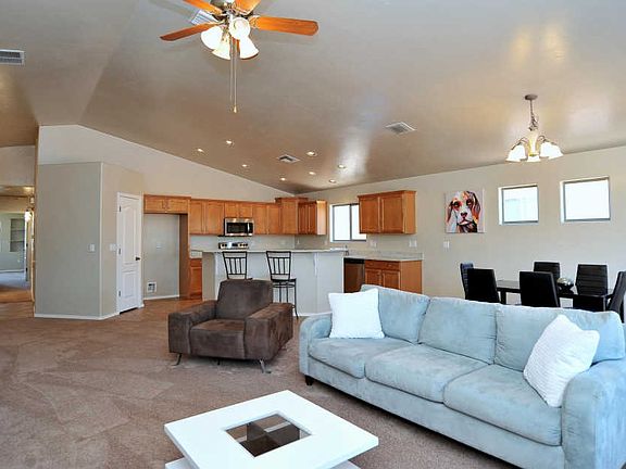 2nd image of 2450 W Prichett Pl