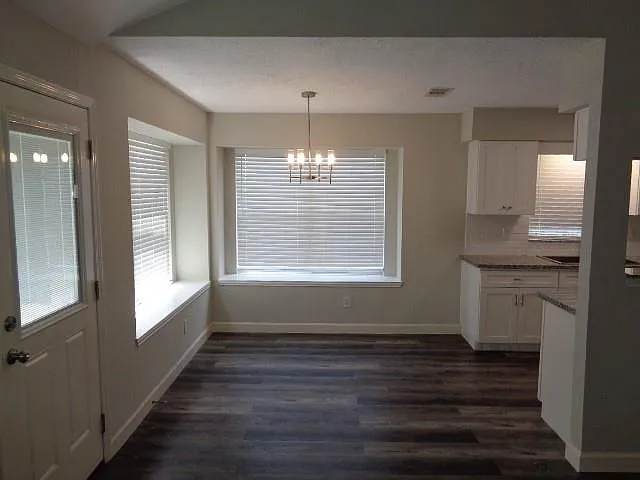 1227 Strawberry Park Ln — Photo 7