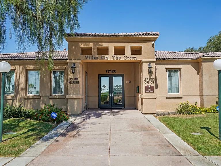 Villas on the Green — Photo 20