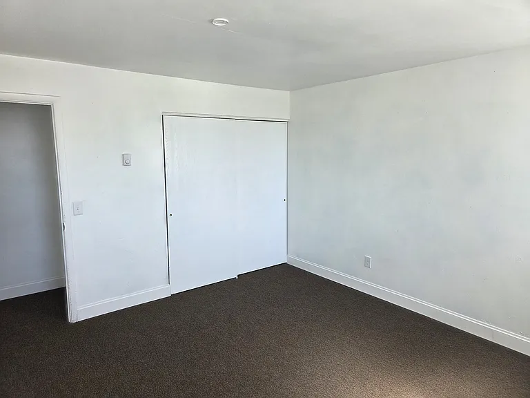 70-72 Prospect St #2 — Photo 4