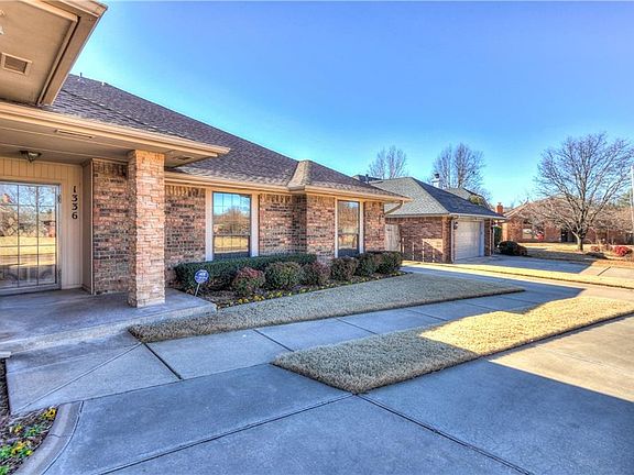 2nd image of 1336 SW 106th Pl