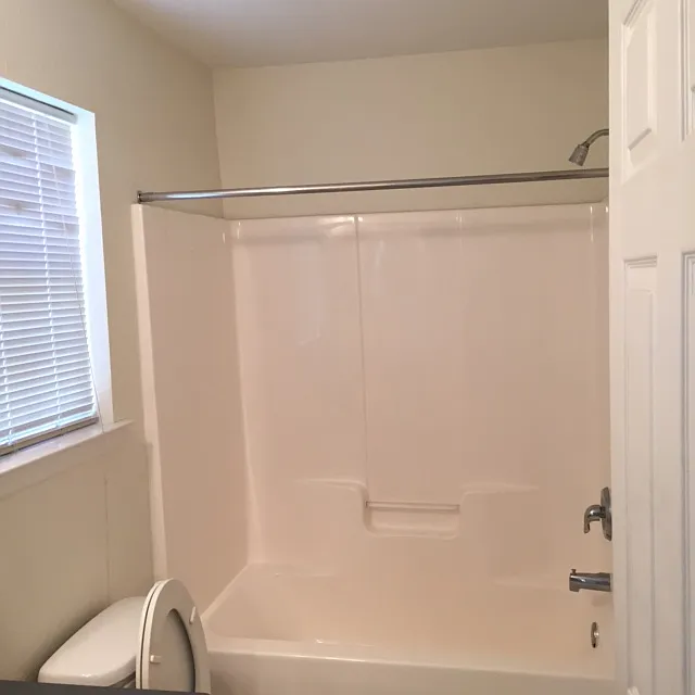 3 bed, 1338 sqft, $1,400 — Photo 4