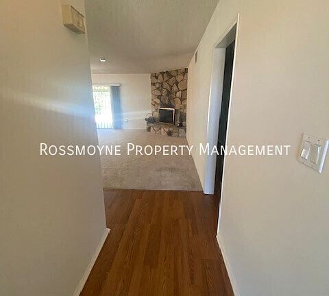 4th image of 12913 Strathern St