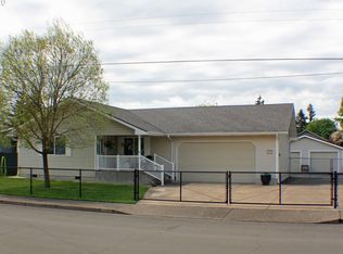 1332 34th St, Springfield, OR 97478