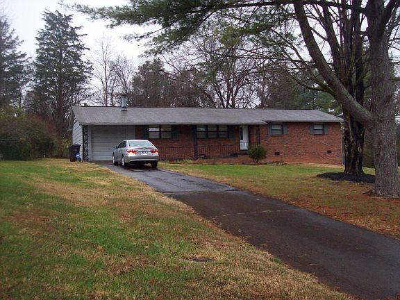 2nd image of 9005 Camero Ln