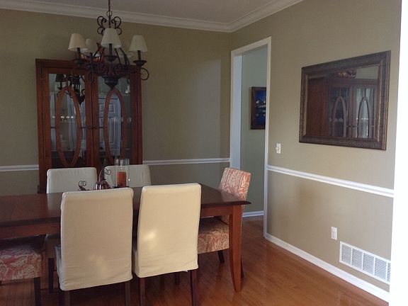 2nd image of 16164 Falmouth Dr