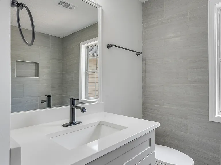 223 Turtle Cv — Photo 10