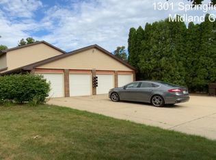 1301 Springfield Dr #4, Midland, MI 48642