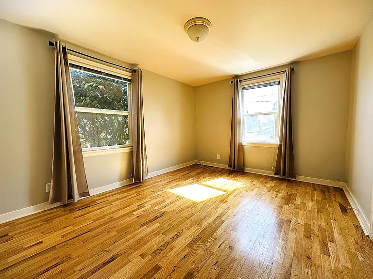 638 N Howard St — Photo 7