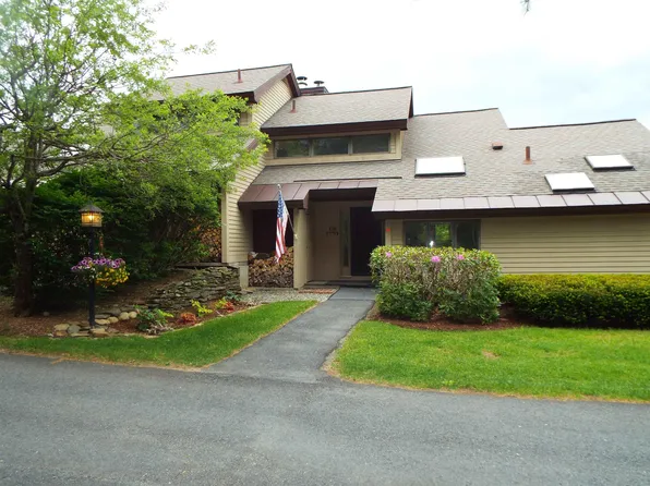 761 Murphy's Road #8A, Hartford, VT 05059