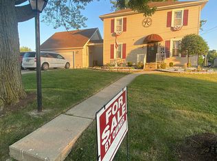 118 E Main St, Russia, OH 45363