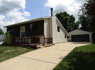 708 18th St SE, Rochester, MN 55904