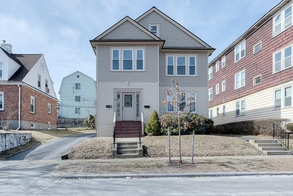 2 bed, 1200 sqft, $2,200 — Photo 1