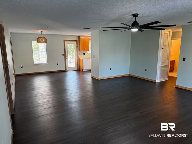 28712 Canal Rd — Photo 12