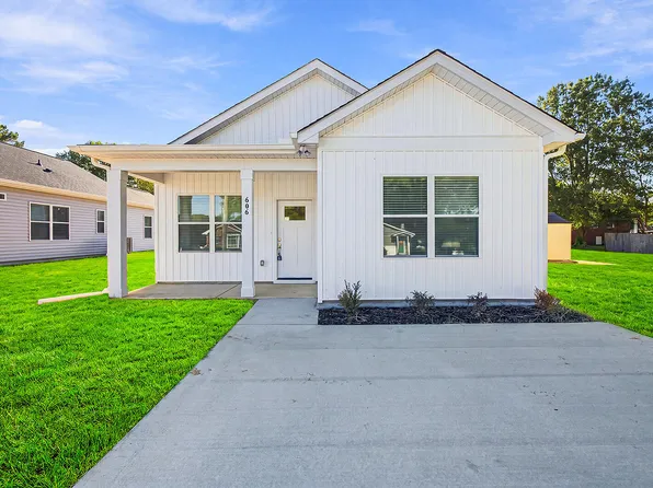 606 E Granville St, Dunn, NC 28334