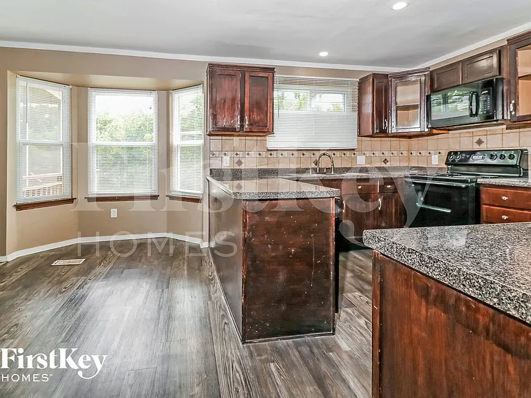 14345 River Oaks Ct — Photo 6