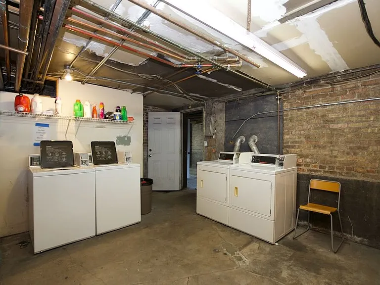 2641 N Spaulding Ave #E2 — Photo 20