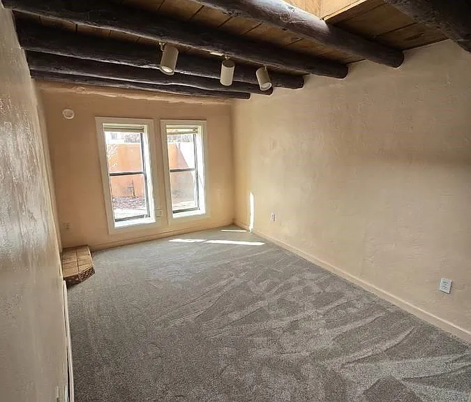 246 Casados St — Photo 7