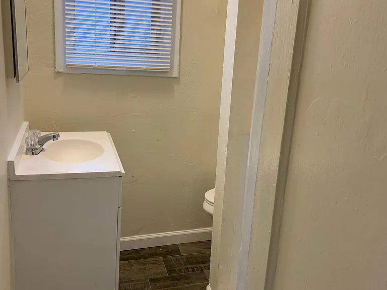 9632 Aurora Ave N #6 — Photo 9