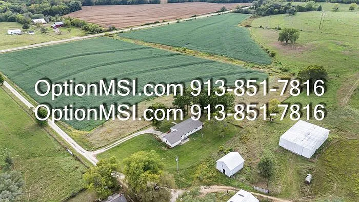 188 N 1600th Rd — Photo 48