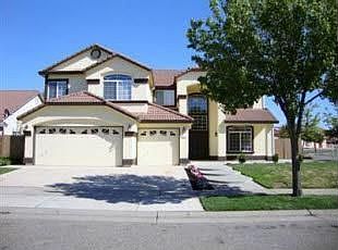 1st image of 300 Brennen Cir