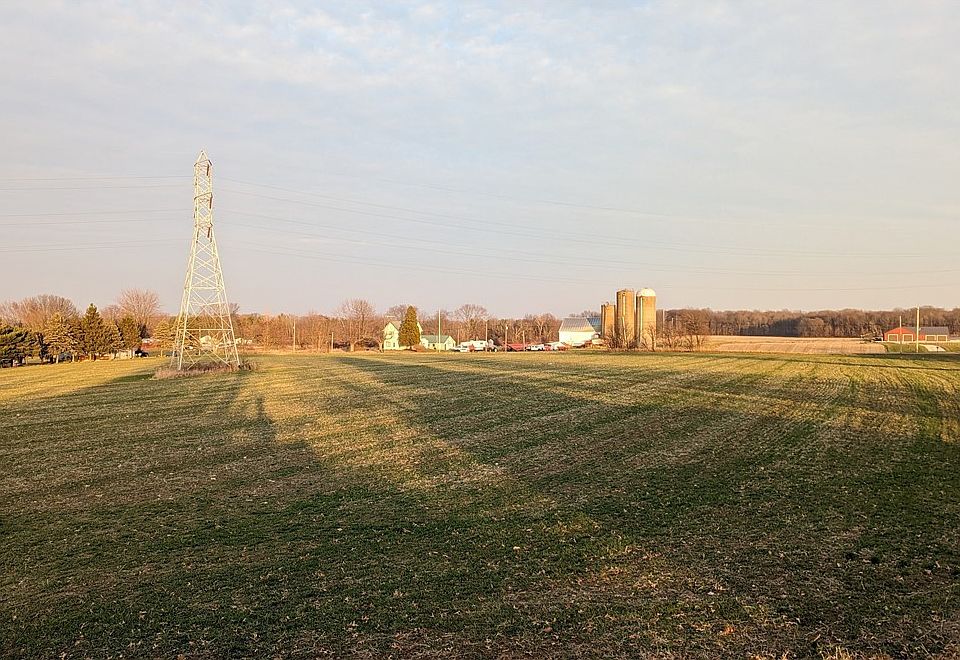 2nd image of Columbus Rd NE