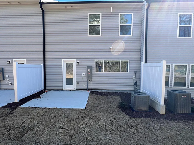 5106 Cambrey Dr — Photo 31