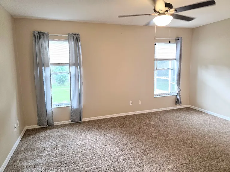 9676 N Jourden Dr — Photo 16