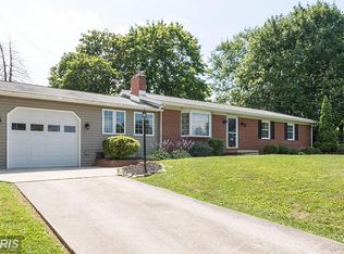 8301 Sharon Dr, Frederick, MD 21704