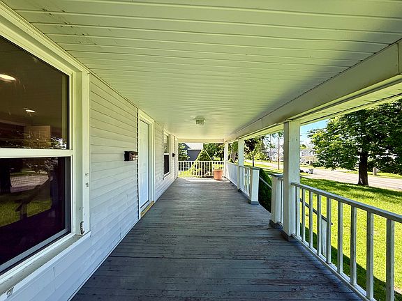 4th image of 19137 Westwood Dr #2